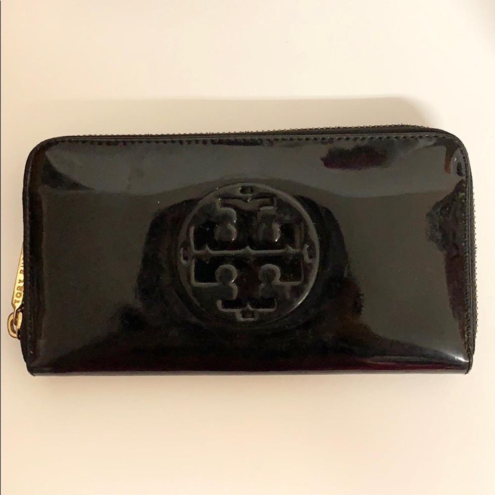 Tory Burch Patent Leather Wallet